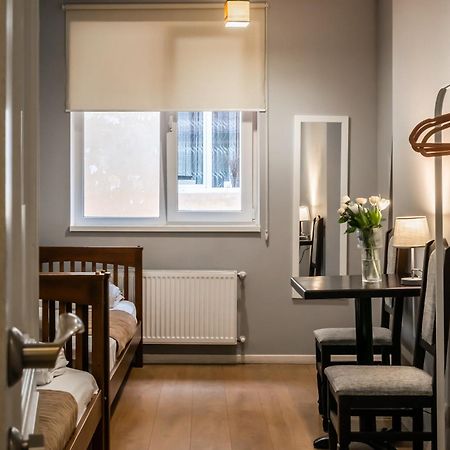Gar'Is Hostel Львов Экстерьер фото