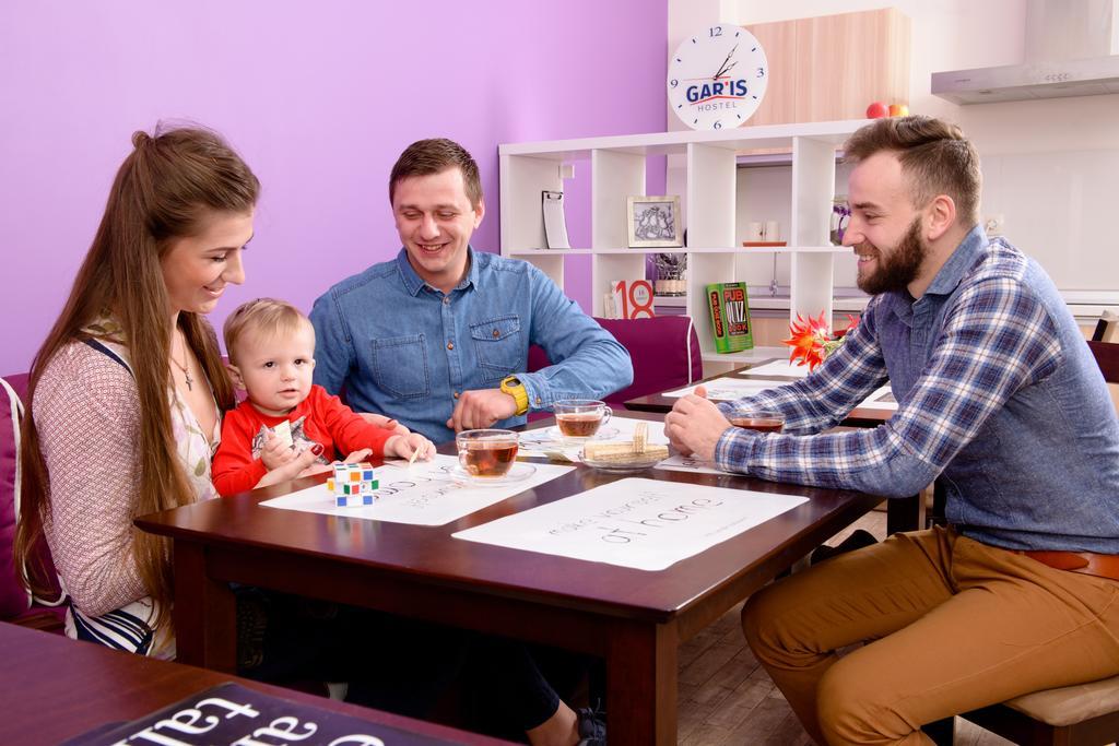 Gar'Is Hostel Львов Экстерьер фото